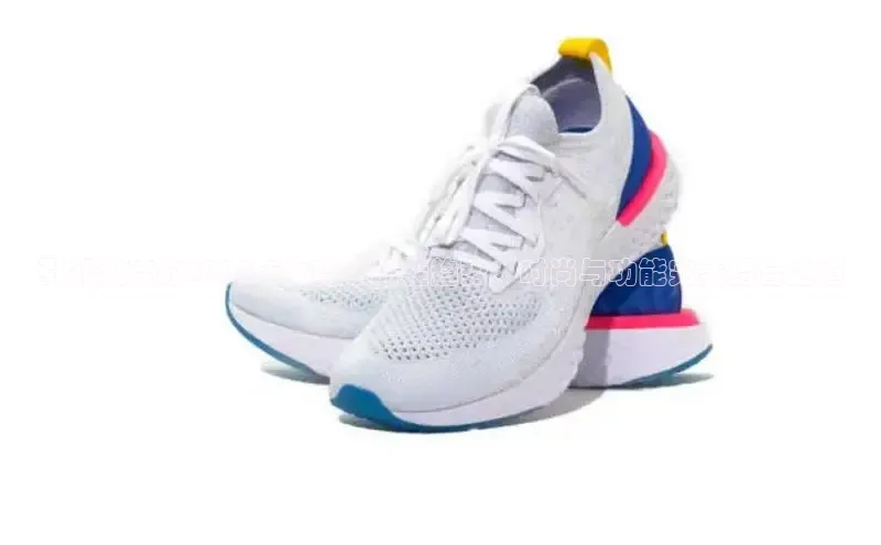 引领潮流的2025年女款运动鞋趋势：时尚与功能完美结合之道